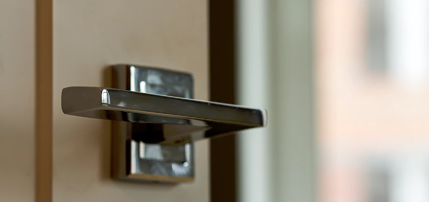 Door Lever Knob Repair in Parkway, California