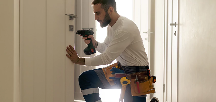 Mailbox Lock Installation Expert in Parkway, California