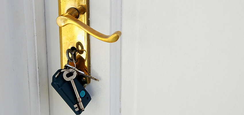 Broken Door Key Extraction in Parkway, CA